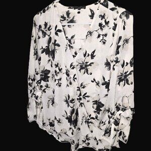 West Kei Blouse Black White Floral Faux Wrap Womens Size Medium Sheer Flowy